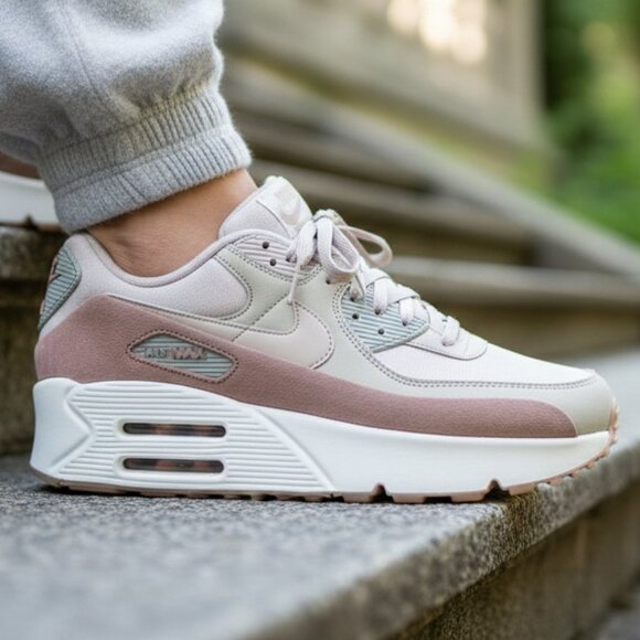 NIKE AIR MAX 90 LV8 Platform Women's Sneakers Shoes various sizes Multicolor NEW - Picture 1 of 10